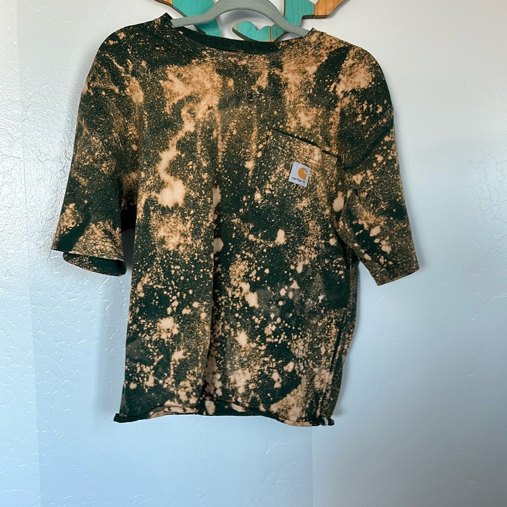 Cutest Carhartt acid washed green tee